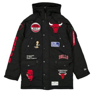Men's Chicago Bulls New Era x Alpha Industries Black Altitude Mod Full-Snap Parka