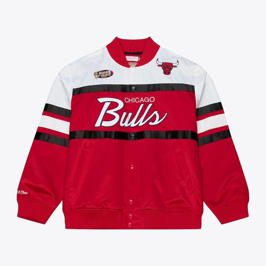 Men's Chicago Bulls Mitchell & Ness Red Hardwood Classics Head Coach Lightweight Satin Full-Snap Jacket